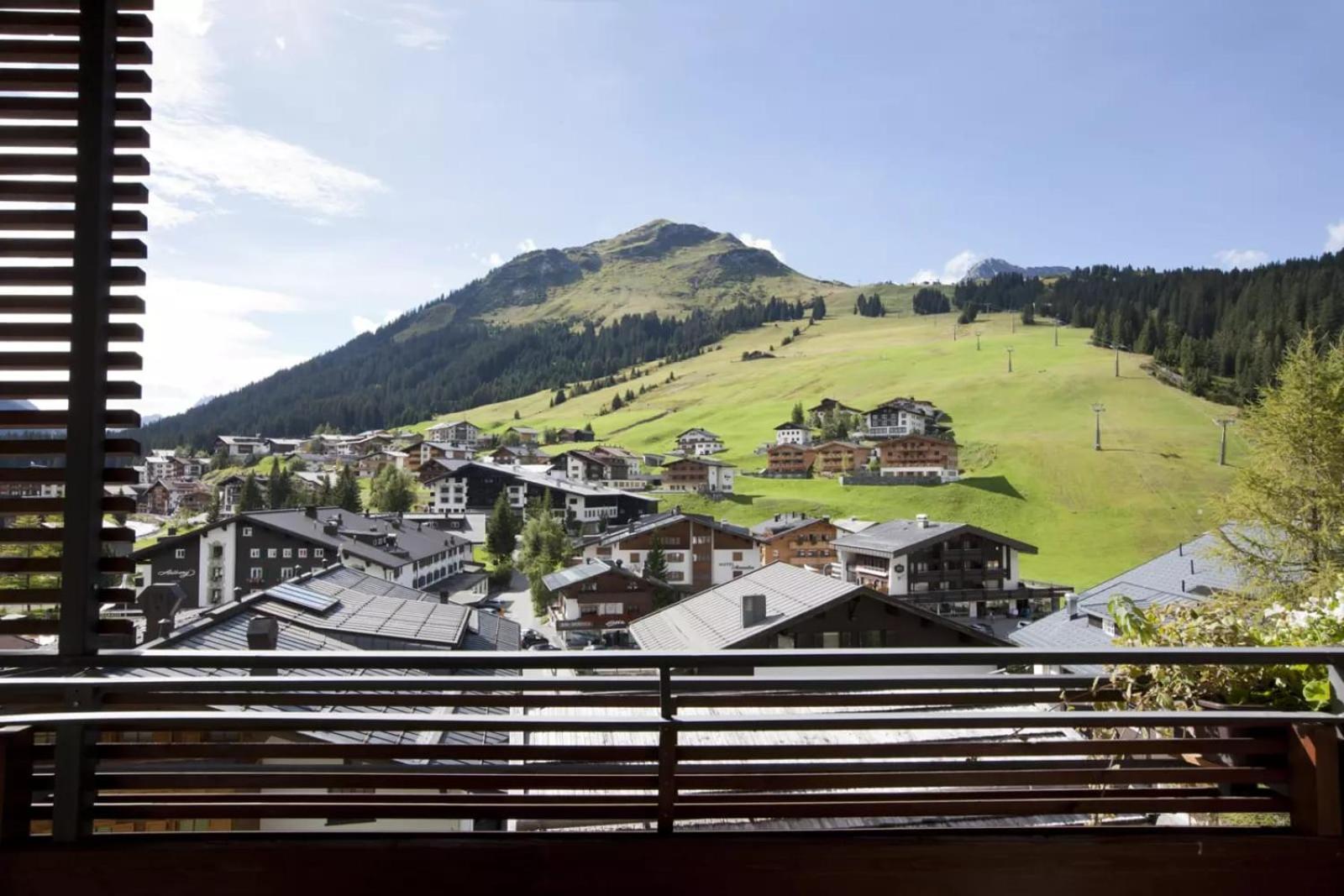Hotel Berghof Lech am Arlberg Exteriör bild